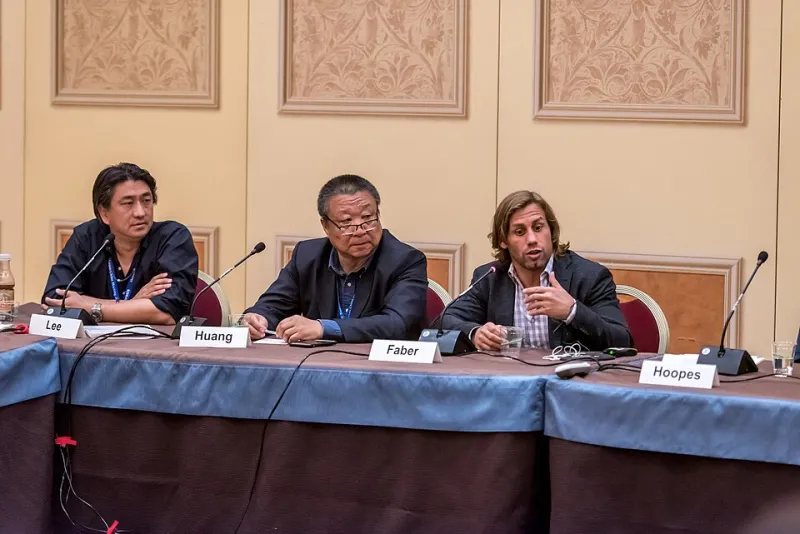 Speaking Wall Street's Language: How Technical Web3 Founders Win Over Institutional Capital